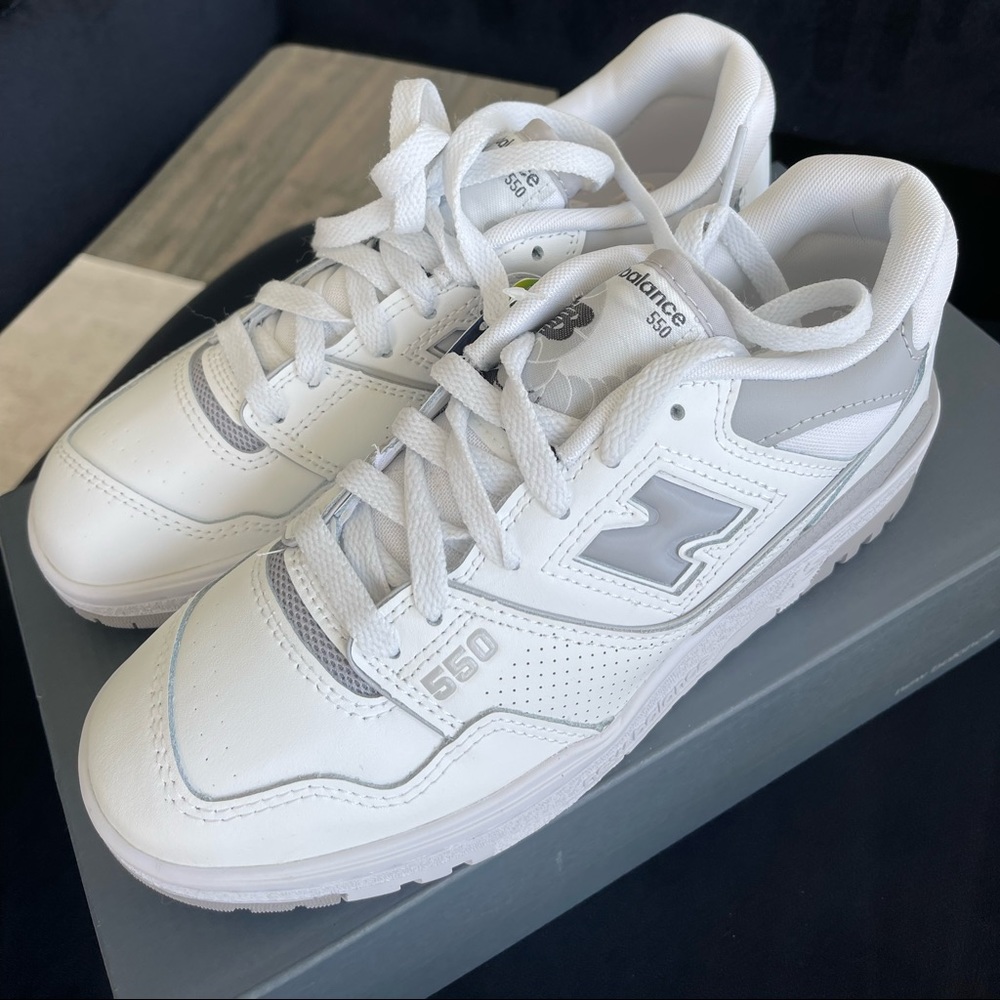 New Balance 550 size 7.5 NWT